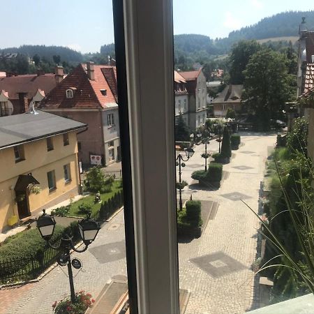 Nokturn Apartament Duszniki Zdroj Luaran gambar