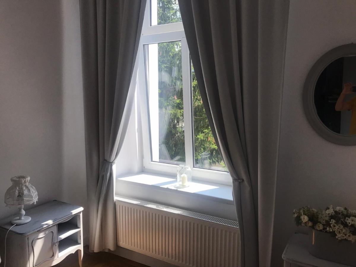Nokturn Apartament Duszniki Zdroj Luaran gambar